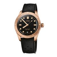 Divers Sixty‑Five Date