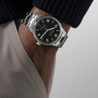 Club Sport neomatik 42 Datum schwarz