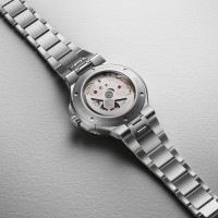 Aquis Date Upcycle Calibre 400