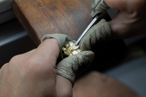 Service-Horz-690x460px-Goldschmiede